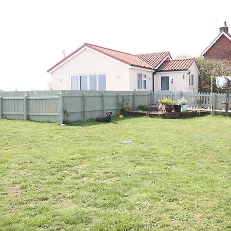 Sea View Bungalow Villa Mappleton  Екстериор снимка
